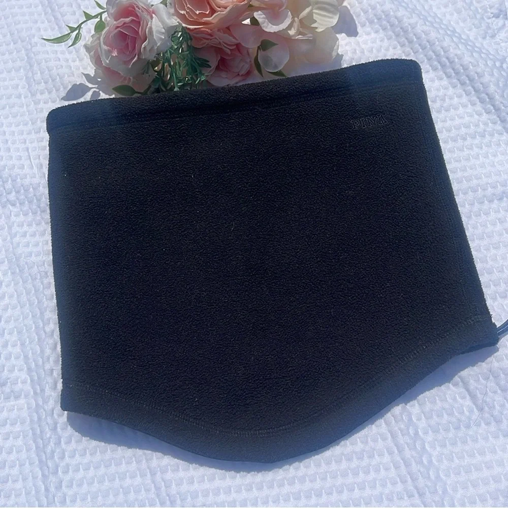 PINK Victoria Secret Women's Solid Adjustable Gaiter Neck Warmer Black One Size